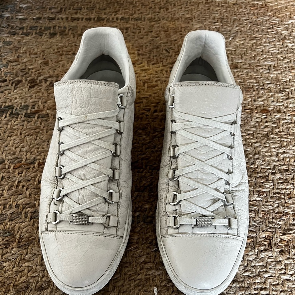 BALENCIAGA raised lamb skin leather sneaker size 44/11